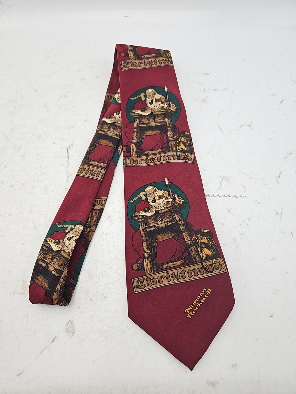 Norman Rockwell Christmas Santa Claus Red Tie